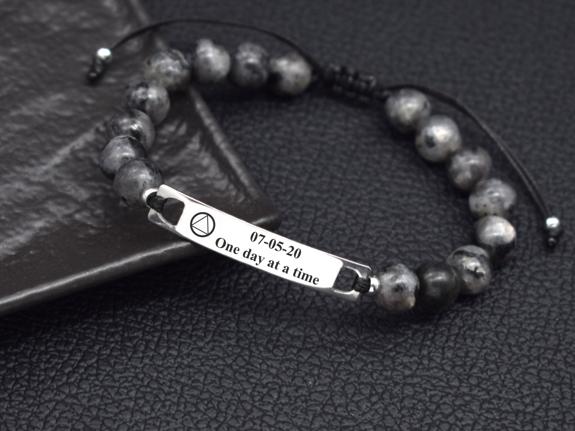 alcoholics anonymous bracelet