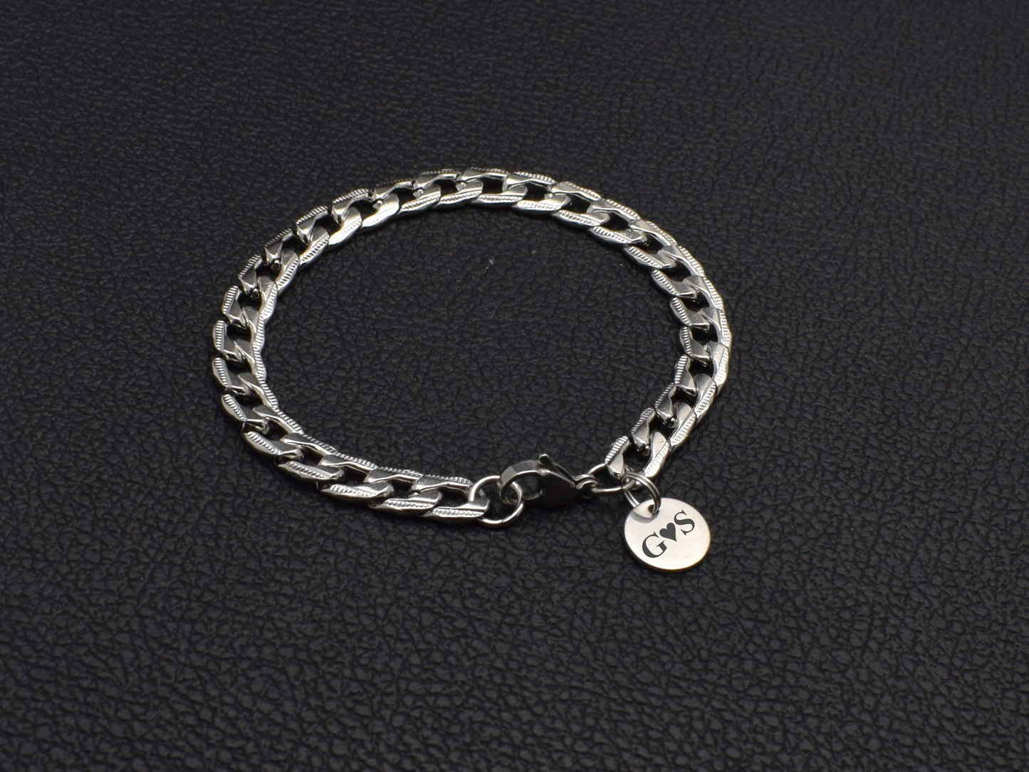 Stainless steel bracelet Customise jewelry for him Curb chain with letter